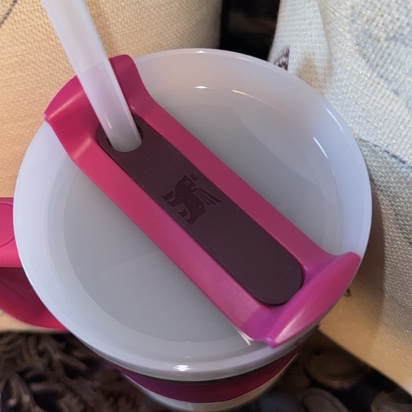 Stanley Quencher H2.0 FlowState Tumbler Cup - Fuschia Pink 40 oz - Picture 8 of 8